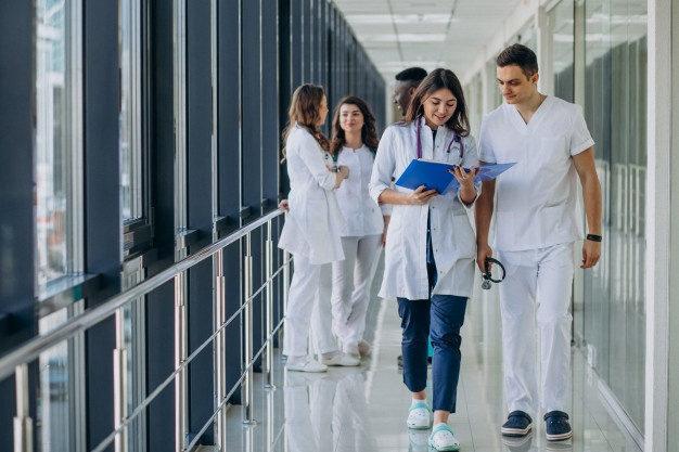 healthcare uniform suppliers